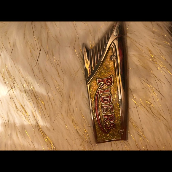 Riders silver buckle with a rhinestone affect - Picture 5 of 8